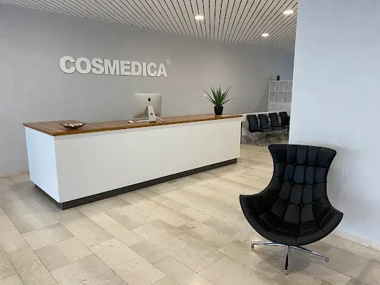 Foto von Cosmedica - Dr. Acar | Beratungsstelle Düsseldorf | Haartransplantation Türkei