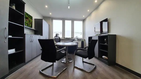 Foto von Dr. Frederic Hecker | Plastischer & Ästhetischer Chirurg