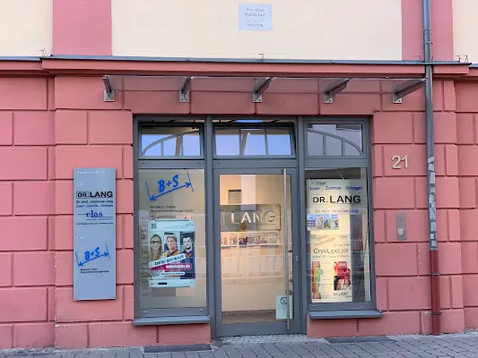 Foto von Dr. LANG Aesthetic - Schönheitsklinik