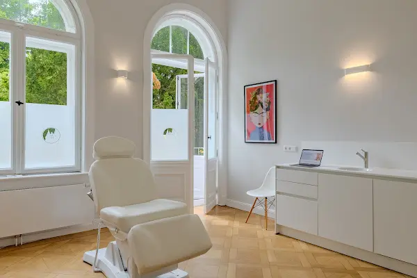 Dr. med. Stephan Valina