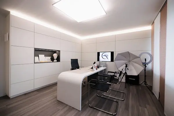 Foto von IN-aesthetik Praxisgemeinschaft Dr. J. Zinndorf und Prof. Dr. A. Kehrer, Praxis für Plastische und Ästhetische Chirurgie