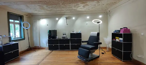 Injector Lounge | Privatpraxis für Ästhetische Medizin