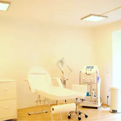 Foto von No Hair Don't Care