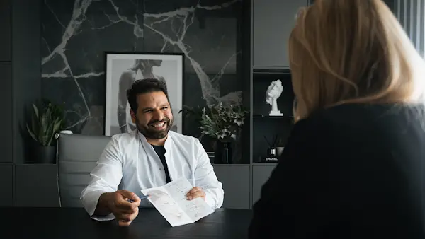 Foto von Praxis für Plastische und Ästhetische Chirurgie Dr. med. Nauras Abuagela M.D. (USA)